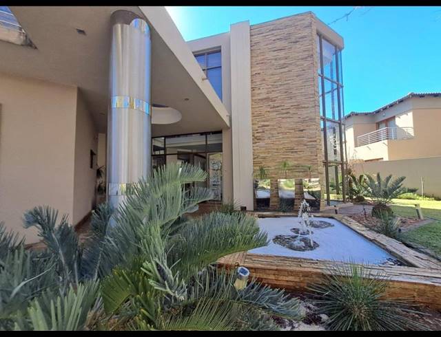 4 BEDROOM HOUSE FOR SALE IN CYCAD ESTATE